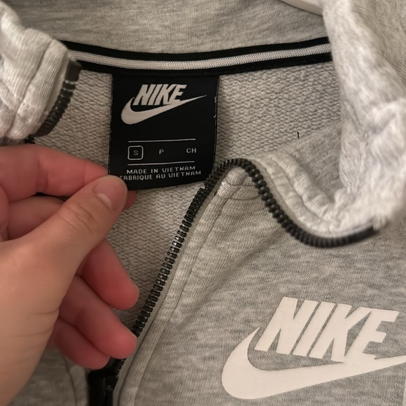 Nike Zip Up - Picture 2 of 2